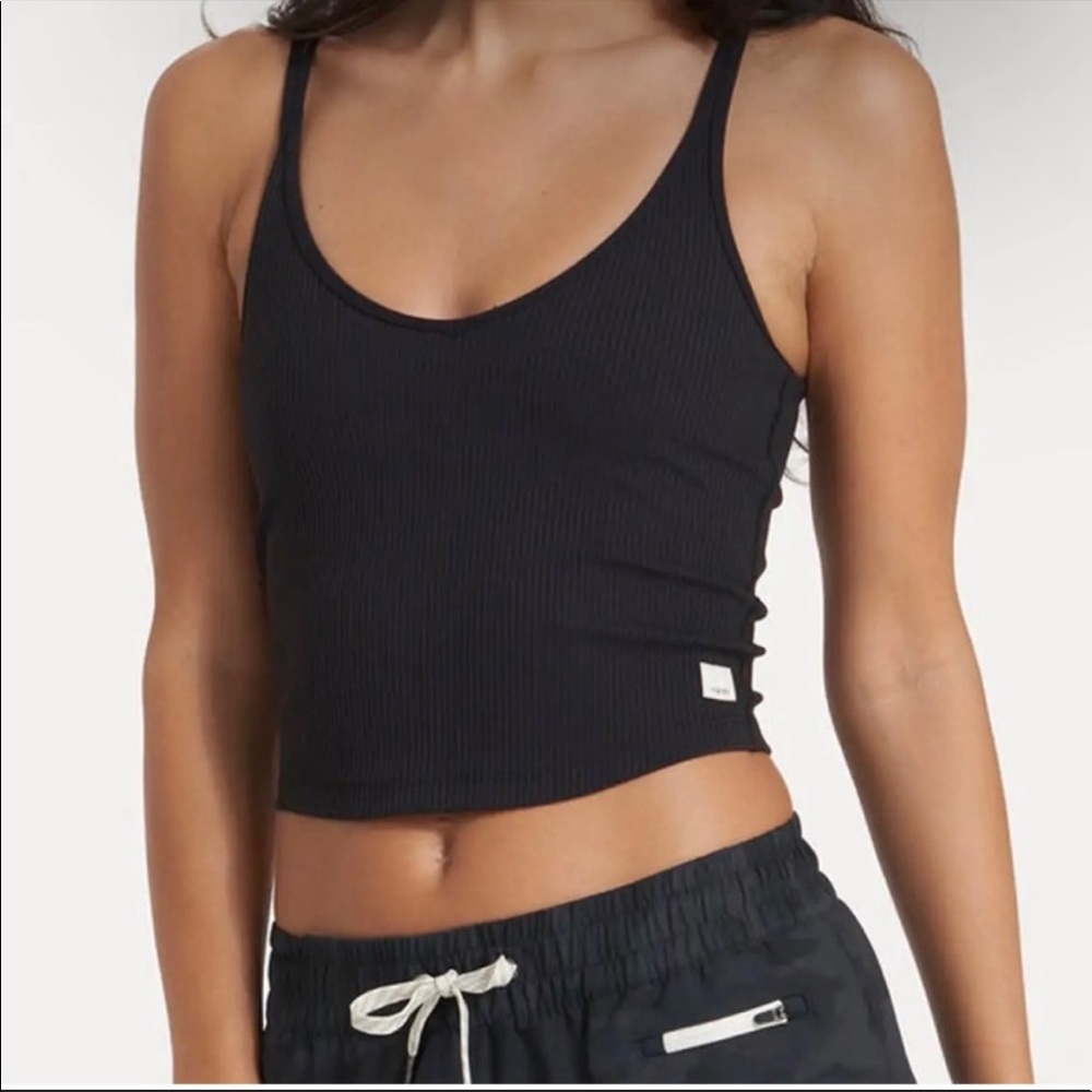 Vuori Black Ribbed Cropped Tank Top
